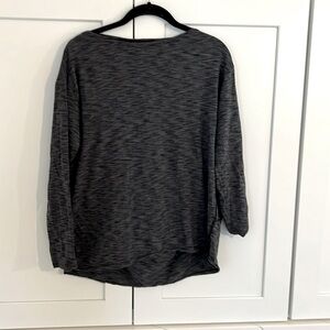 Lululemon top
